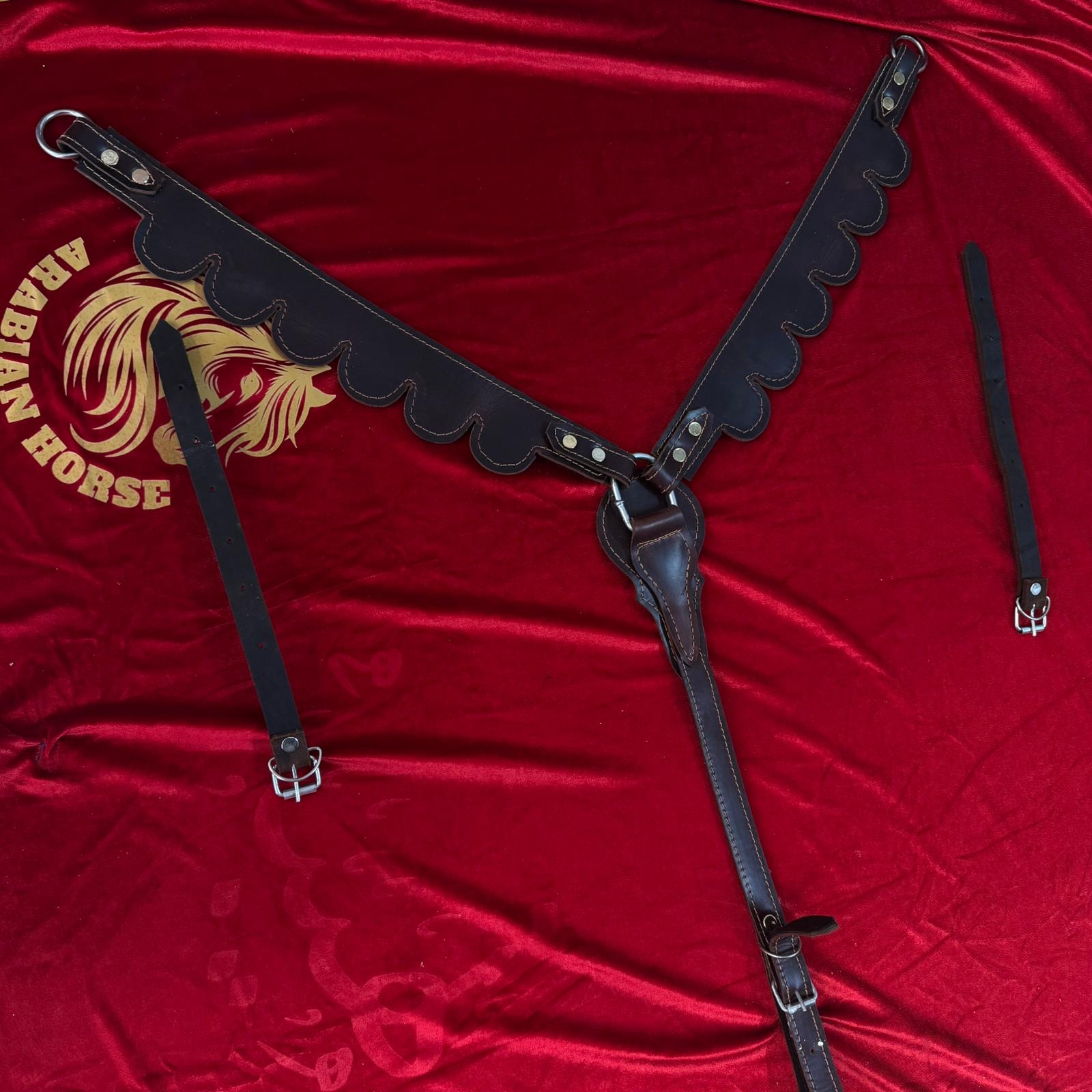 صدرية خيل جلدية