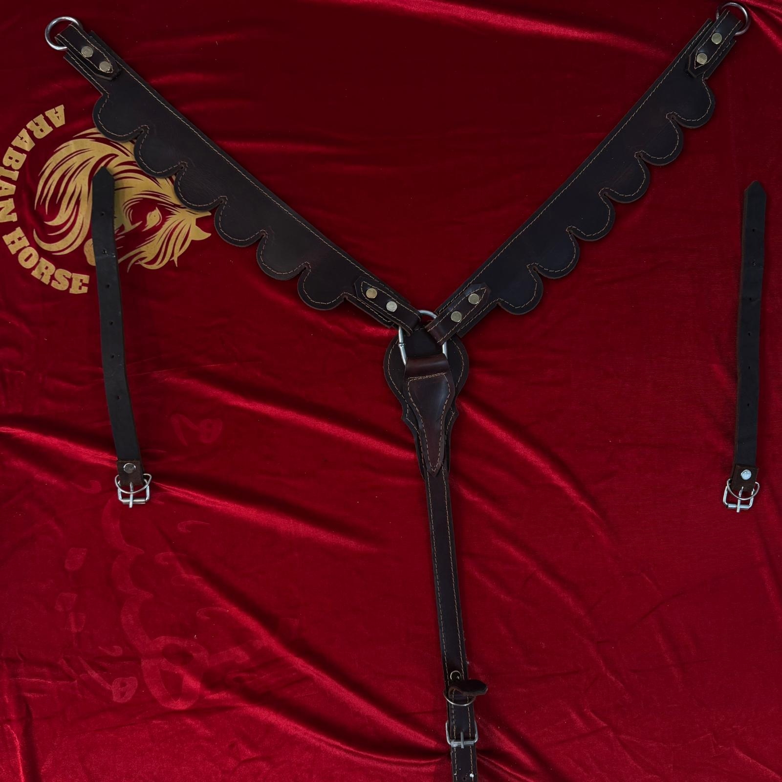 صدرية خيل جلدية