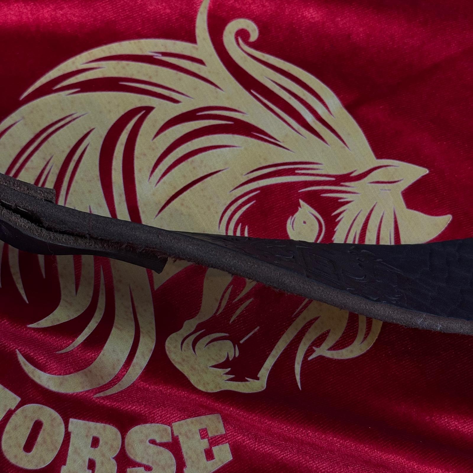 صدرية خيل جلدية