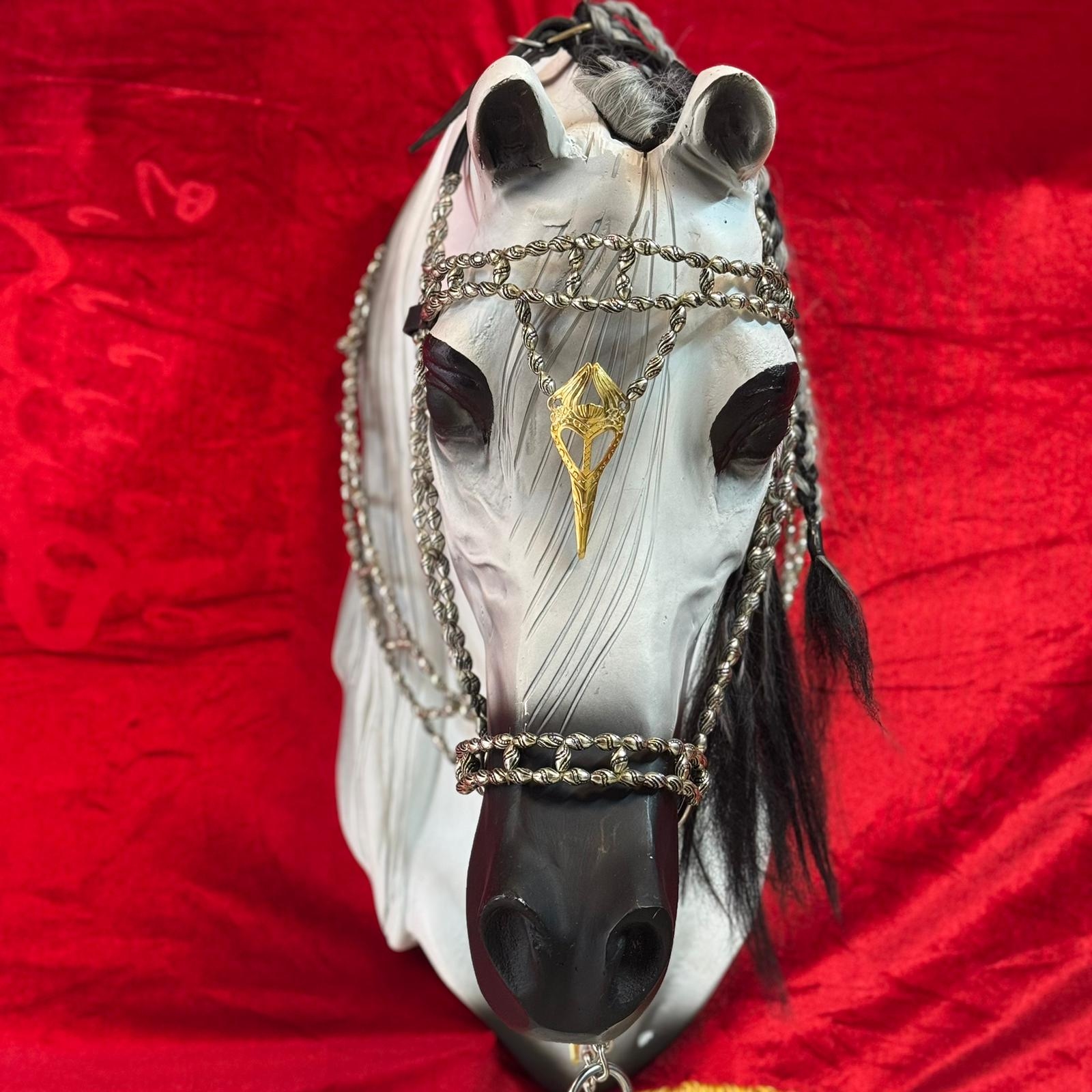 طقم جمال فاخر ملطش (رشمة مع عقد الرقبة)