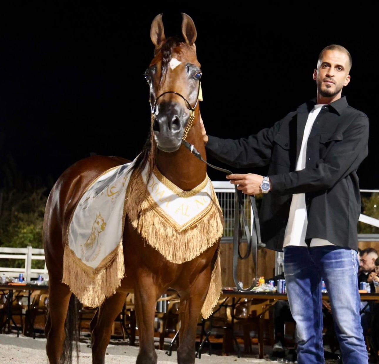 شلال عروض رقبة زاوية (٧) - صورة 2