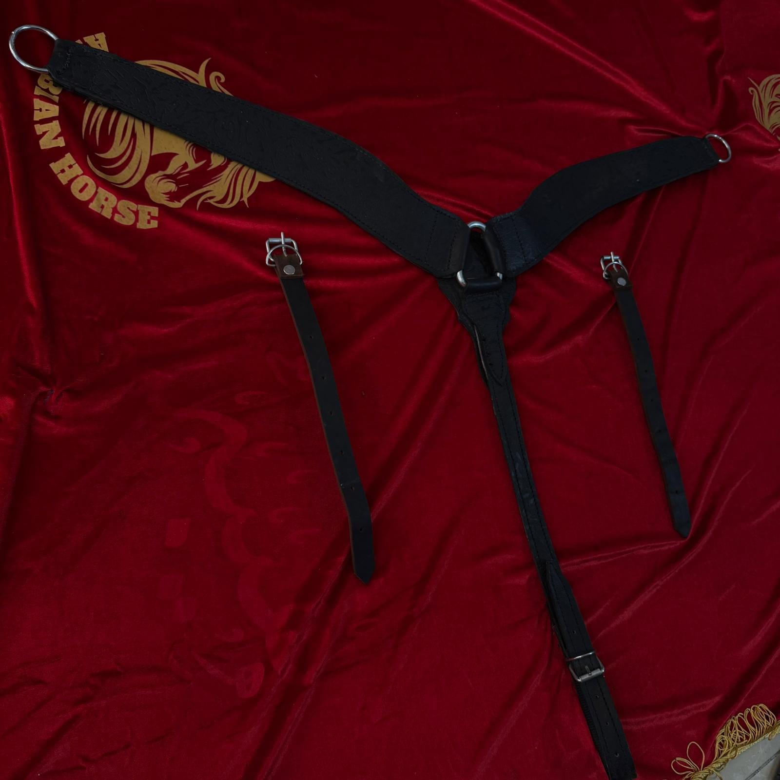 صدرية خيل جلدية