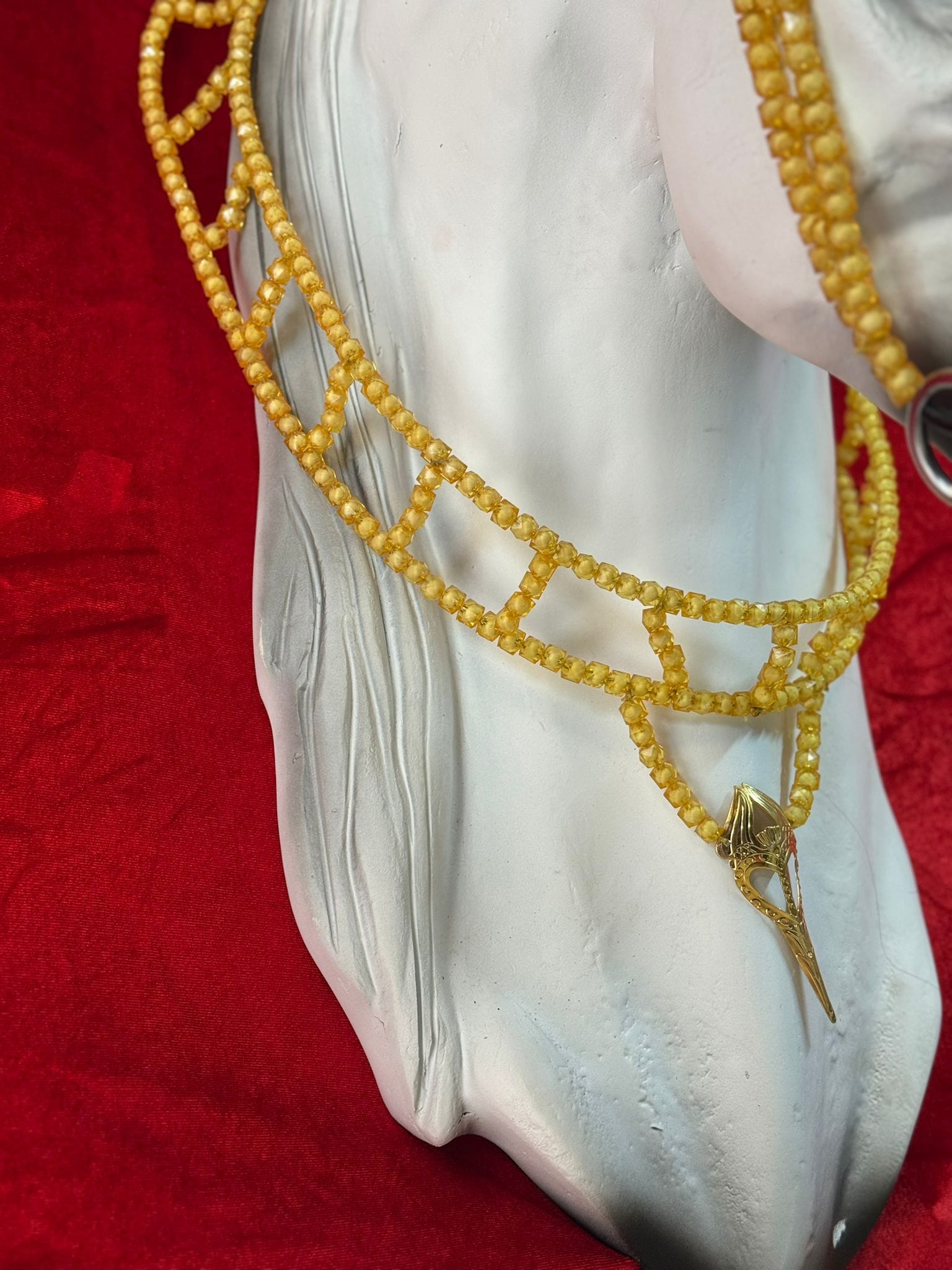 طقم جمال فاخر أصفر (بدون سيالة) thumbnail 4