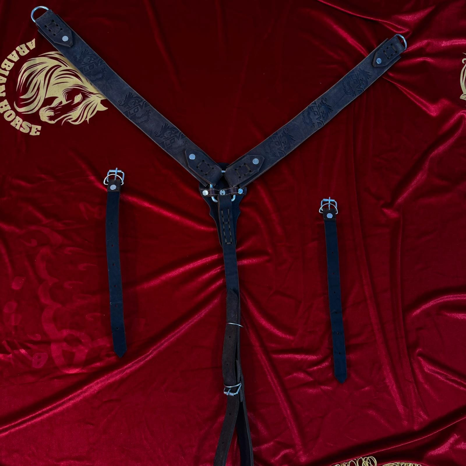 صدرية خيل جلدية